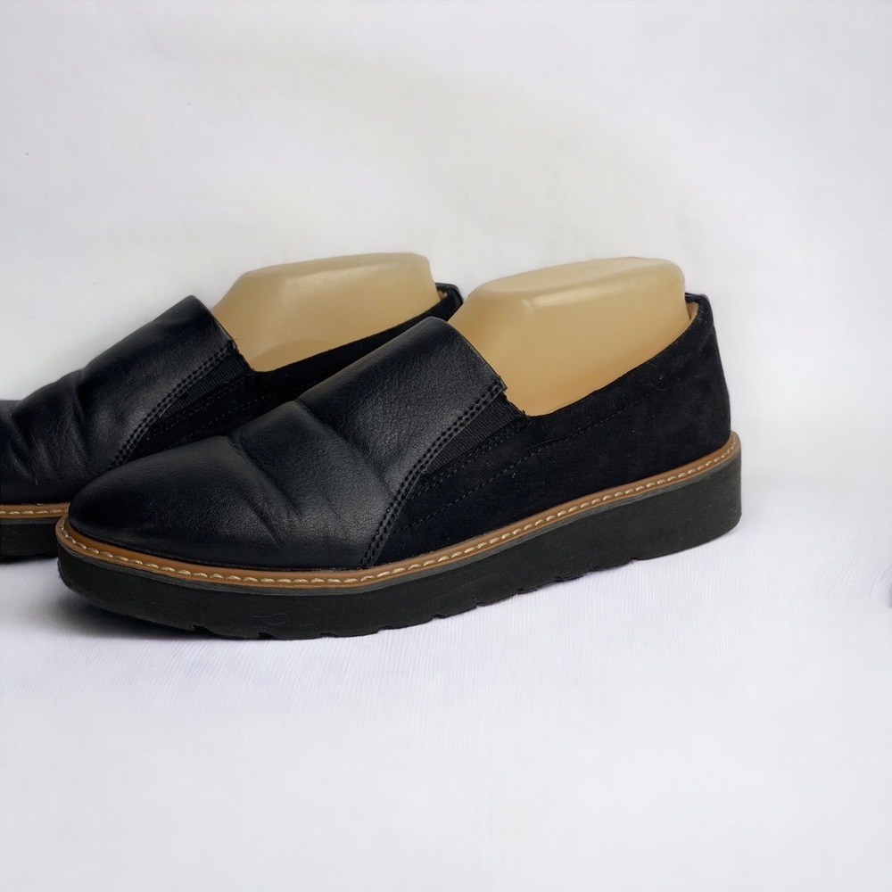 Naturalizer Black Leather Loafers Slip Ons